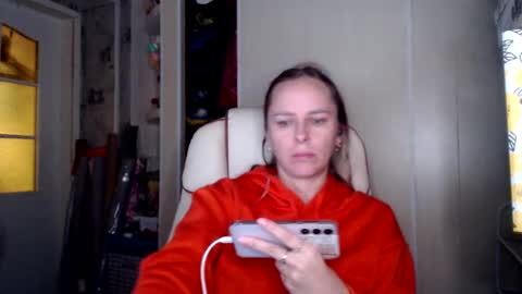 brilliantly online show from November 11, 2025, 10:26 am