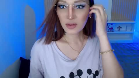 Snapshot of brinnababe_01 chatting on December 18, 2024, 3:58 am brinna online show from December 18, 2024, 3:58 am