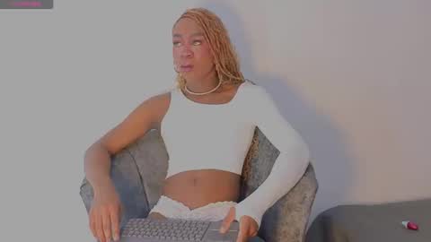 Brit Davis Room online show from March 3, 2026, 2:34 pm