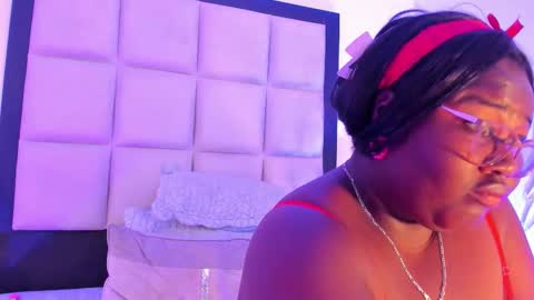 Britany jhonson online show from November 29, 2025, 1:41 am