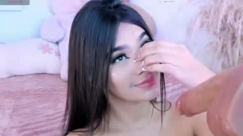 Snapshot of britanylin__ chatting on July 22, 2026, 9:12 am britanylin__ online show from July 22, 2026, 9:12 am