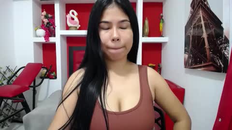 britanyx1 online show from September 30, 2025, 12:21 pm