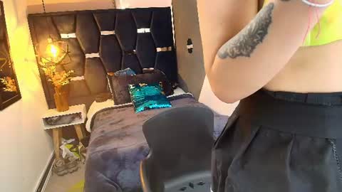 Snapshot of brithny_hot chatting on July 28, 2026, 2:24 pm BRITHNY online show from July 28, 2026, 2:24 pm