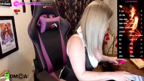 Lady Annabelle Montgomery online show from February 6, 2025, 8:45 pm