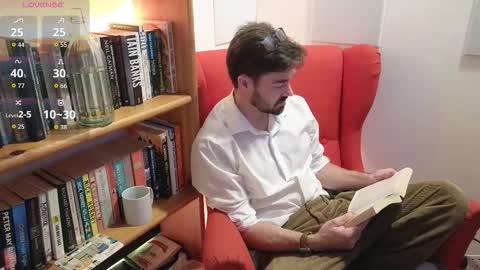 Snapshot of britishpoet69 chatting on October 1, 2025, 12:33 pm British Poet online show from October 1, 2025, 12:33 pm