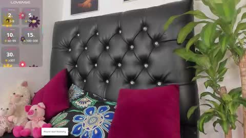 Snapshot of britney_rose13 chatting on September 29, 2025, 12:16 am britney rose online show from September 29, 2025, 12:16 am