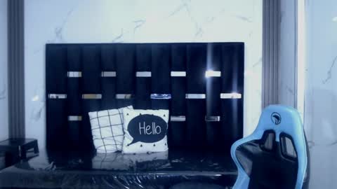 Britney  online show from April 10, 2026, 2:39 am