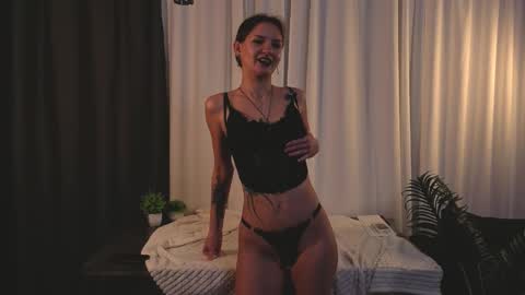 my name is Britney Im 18 years old I love to draw and want to learn to dance online show from March 15, 2026, 5:41 pm