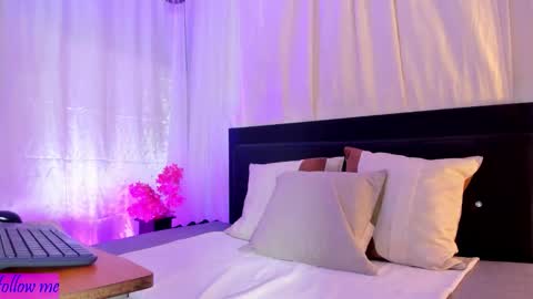   online show from February 11, 2026, 4:17 am