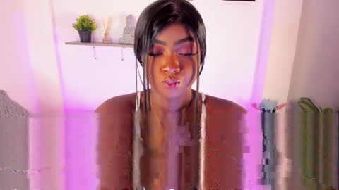 brittany 25 years old  happy as a worm  online show from April 18, 2026, 5:55 am