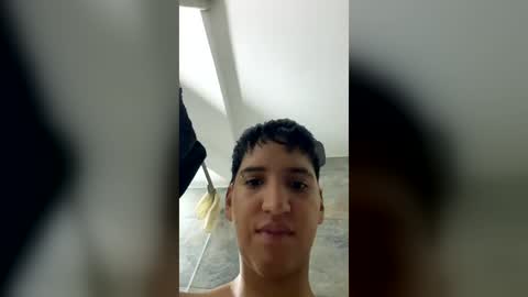Snapshot of brixnnn chatting on July 9, 2026, 3:49 pm brixnnn online show from July 9, 2026, 3:49 pm