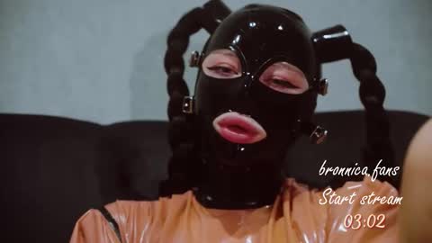 Anna online show from September 20, 2025, 2:40 pm