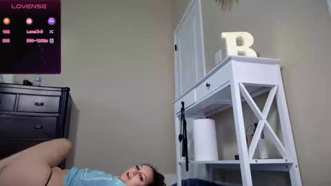 brookebee online show from January 5, 2025, 3:55 pm