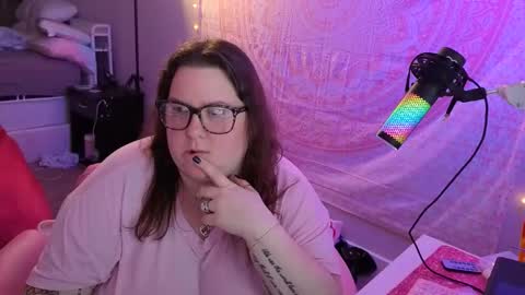 Madam Brooke online show from March 16, 2026, 5:50 pm