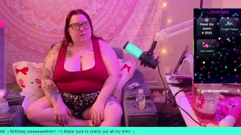 Madam Brooke online show from May 22, 2026, 11:54 pm