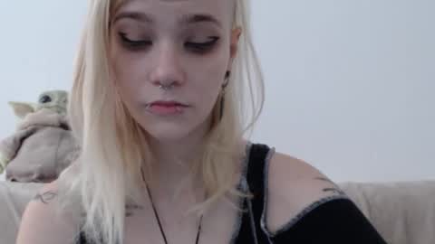 brookewylde_20 online show from January 17, 2026, 11:59 am