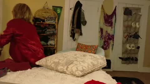 Snapshot of brookieslife chatting on April 7, 2026, 2:12 am brookieslife online show from April 7, 2026, 2:12 am