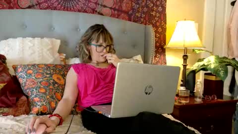 Snapshot of brookieslife chatting on May 12, 2026, 5:43 pm brookieslife online show from May 12, 2026, 5:43 pm