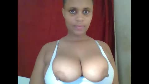 Snapshot of brown_lv chatting on December 13, 2024, 10:41 am brown_lv online show from December 13, 2024, 10:41 am