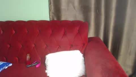 Brownie online show from February 19, 2025, 3:39 am