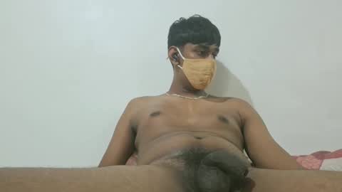 Snapshot of brownguy2505 chatting on April 12, 2026, 7:52 pm brownguy2505 online show from April 12, 2026, 7:52 pm