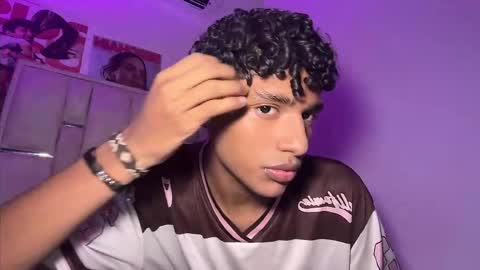 Andre online show from April 14, 2026, 3:01 am