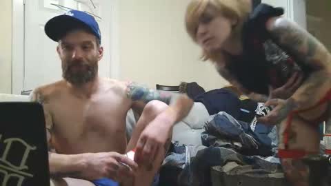 Canadiantryoncouple online show from February 20, 2026, 1:13 am