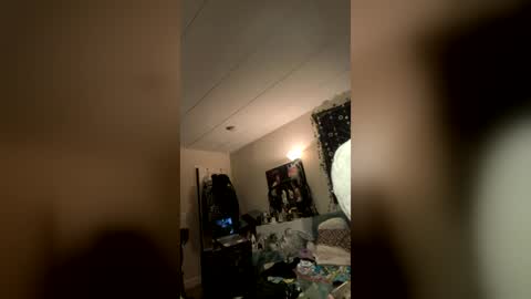 Snapshot of brujaxgrey chatting on July 16, 2026, 10:38 pm Brujaxgrey online show from July 16, 2026, 10:38 pm