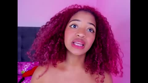 Lady  online show from February 18, 2025, 8:03 pm