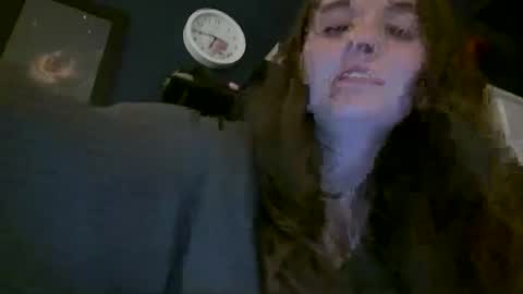 brunettebaby040 online show from October 13, 2025, 2:11 am