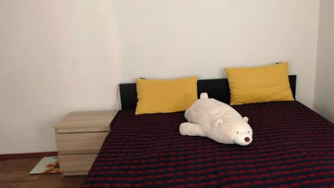 Ellis online show from April 8, 2026, 6:35 am