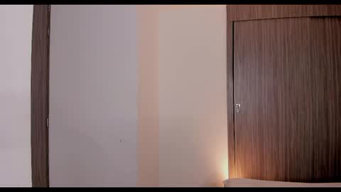 Snapshot of brunnahart chatting on October 16, 2025, 8:43 pm online show from October 16, 2025, 8:43 pm