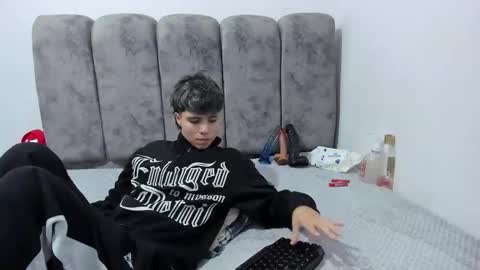 Snapshot of bruno_cruz chatting on May 24, 2026, 2:16 am Bruno Cruz online show from May 24, 2026, 2:16 am
