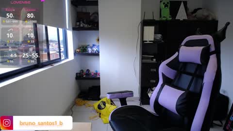 Snapshot of bruno_santos1 chatting on March 30, 2026, 11:44 am Bruno online show from March 30, 2026, 11:44 am