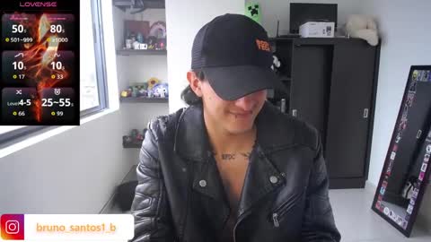 Snapshot of bruno_santos1 chatting on April 27, 2026, 5:22 pm Bruno online show from April 27, 2026, 5:22 pm