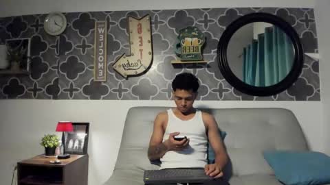 bruno_snow online show from April 15, 2026, 3:57 am