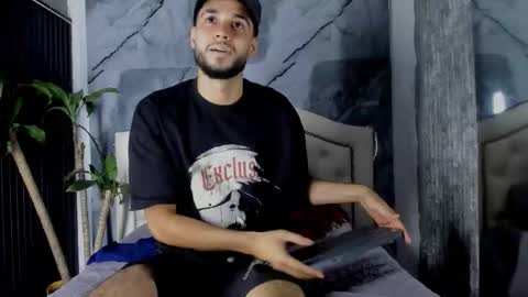 Bry Dalton online show from November 15, 2025, 5:27 am