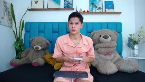 Snapshot of bryan_hotty chatting on February 19, 2026, 11:28 am Bryan online show from February 19, 2026, 11:28 am