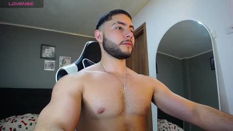 Snapshot of bryan_oficials chatting on December 21, 2024, 3:36 am bryan_oficials online show from December 21, 2024, 3:36 am