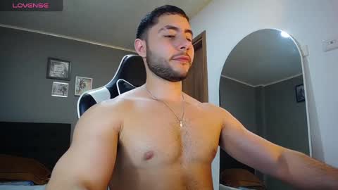 Snapshot of bryan_oficials chatting on January 9, 2025, 1:29 am bryan_oficials online show from January 9, 2025, 1:29 am