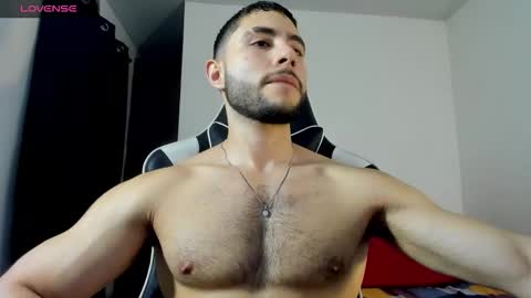 bryan_oficials online show from December 21, 2025, 4:52 am