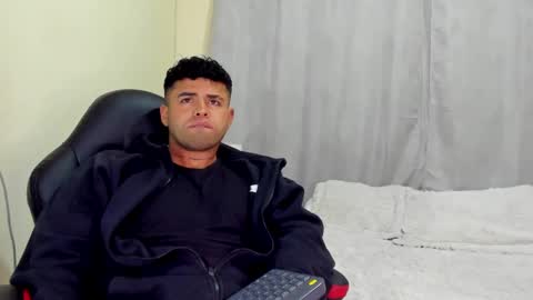 bryan stoness online show from December 6, 2024, 1:29 am