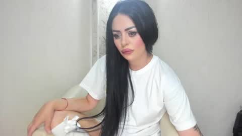 Snapshot of bryannajay chatting on July 4, 2026, 7:20 pm BryannaJay online show from July 4, 2026, 7:20 pm