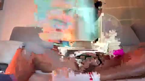 yourteddy online show from December 8, 2024, 9:30 pm