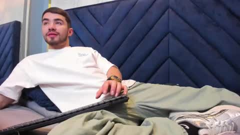 bryce_hall19 online show from September 12, 2025, 3:28 am