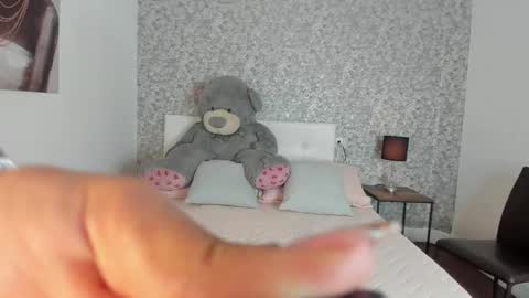 Bryhanna  online show from May 29, 2026, 2:53 am