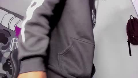 Snapshot of bryxxxon1 chatting on February 20, 2026, 7:54 am Bryxon online show from February 20, 2026, 7:54 am