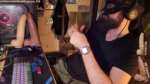 Snapshot of btarkhun chatting on February 20, 2025, 12:52 am Anal Orgasm online show from February 20, 2025, 12:52 am