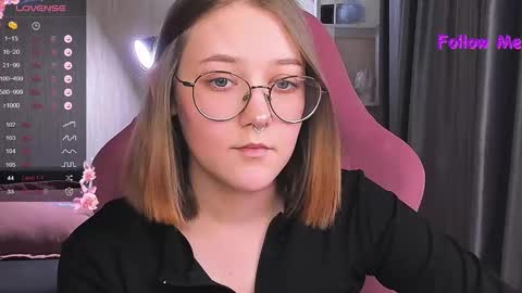 Snapshot of bubble_bunny chatting on December 5, 2024, 9:39 pm Ruby online show from December 5, 2024, 9:39 pm