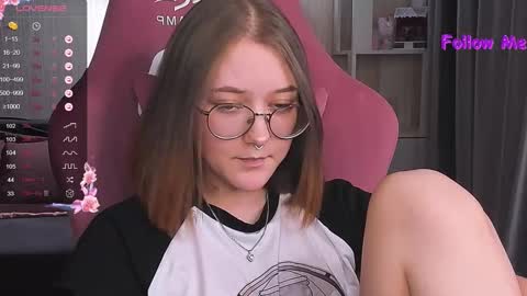 Snapshot of bubble_bunny chatting on December 28, 2024, 9:51 pm Ruby online show from December 28, 2024, 9:51 pm